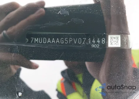 2023 Toyota Corolla Cross Xle from USA, damaged, VIN 7MUDAAAG5PV071448